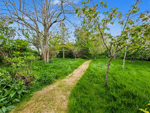 Photo 35- click for photo gallery
